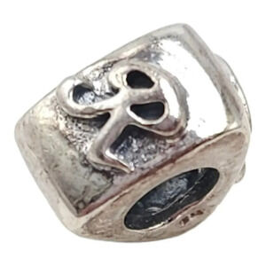 Tara’s Diary Initial R Bead Made in Ireland Sterling NOS Celtic Trinity Knot